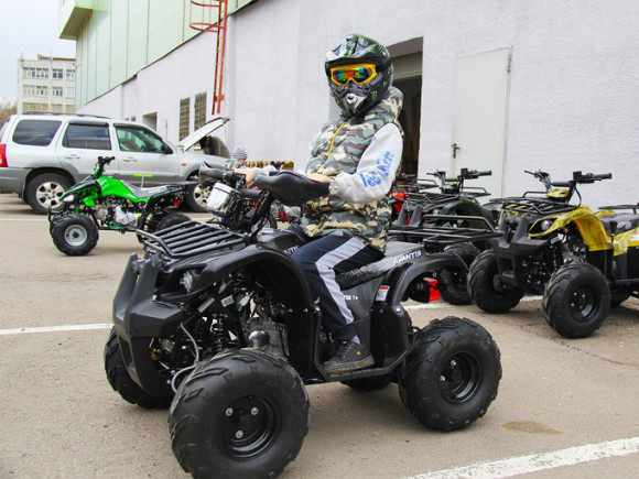 Квадроцикл Avantis Hunter 7 (бензиновый 125 куб. см.)