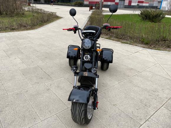 Электроскутер CityCoco Blackline R3 PRO 3000W Электроскутер CityCoco Blackline R3 PRO 3000W