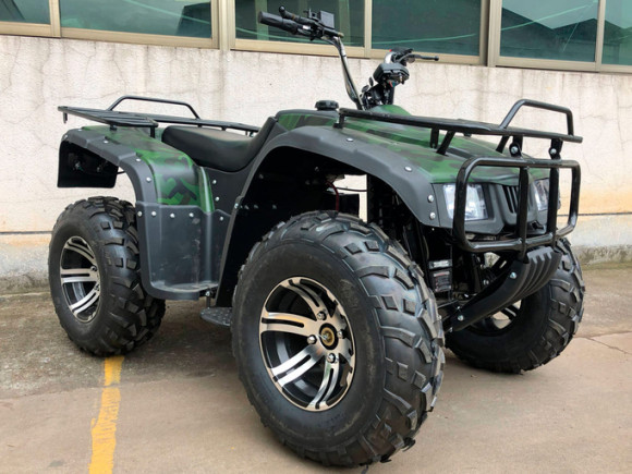 Электроквадроцикл для взрослых MC 204 (3-5kW / 50-100Ah) Электроквадроцикл для взрослых MC 204 (3-5kW / 50-100Ah)