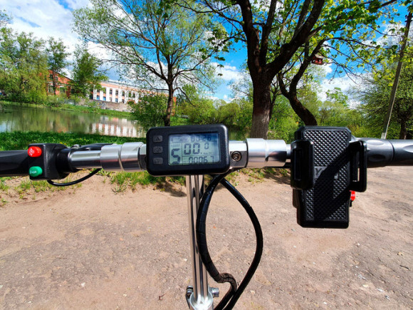 Электроскутер Mini Trike Ultra 700W Электроскутер Mini Trike Ultra 700W
