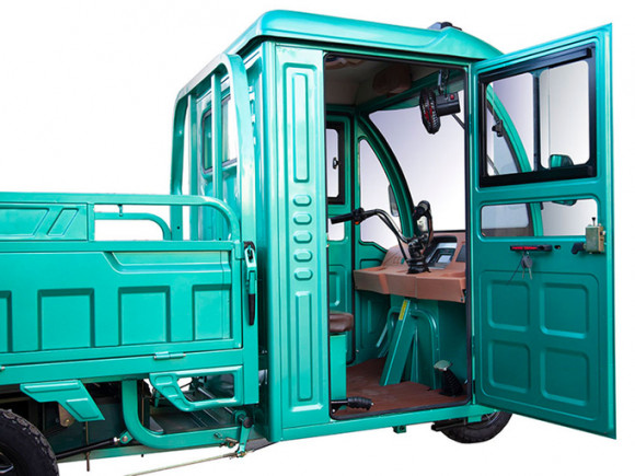 Электротрицикл Rutrike КАРГО Кабина 1500 60V1000W Электротрицикл Rutrike КАРГО Кабина 1500 60V1000W