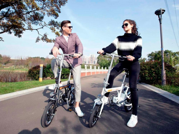 Электровелосипед Airwheel R3 Электровелосипед Airwheel R3